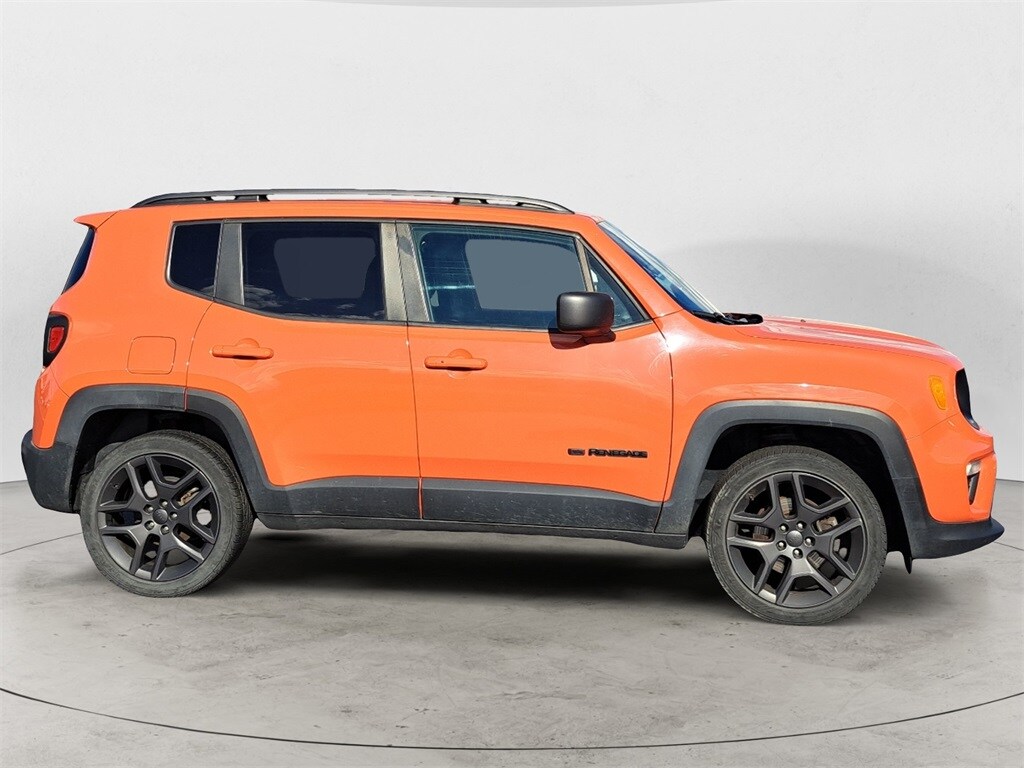 2021 Jeep Renegade Latitude photo 2