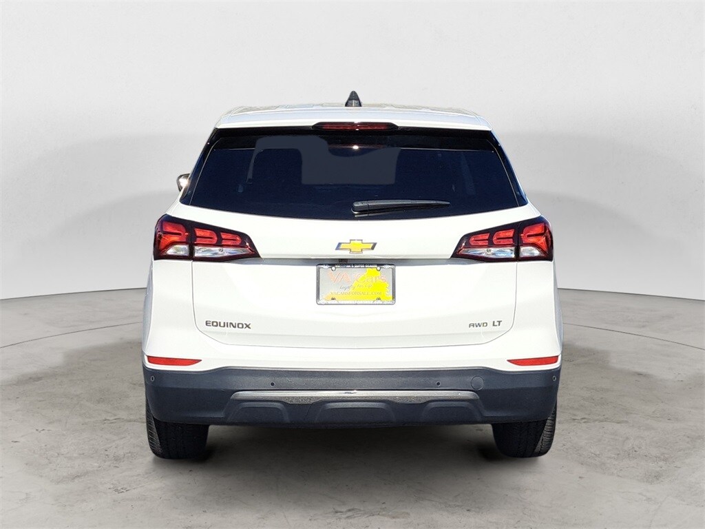 2023 Chevrolet Equinox LT photo 4