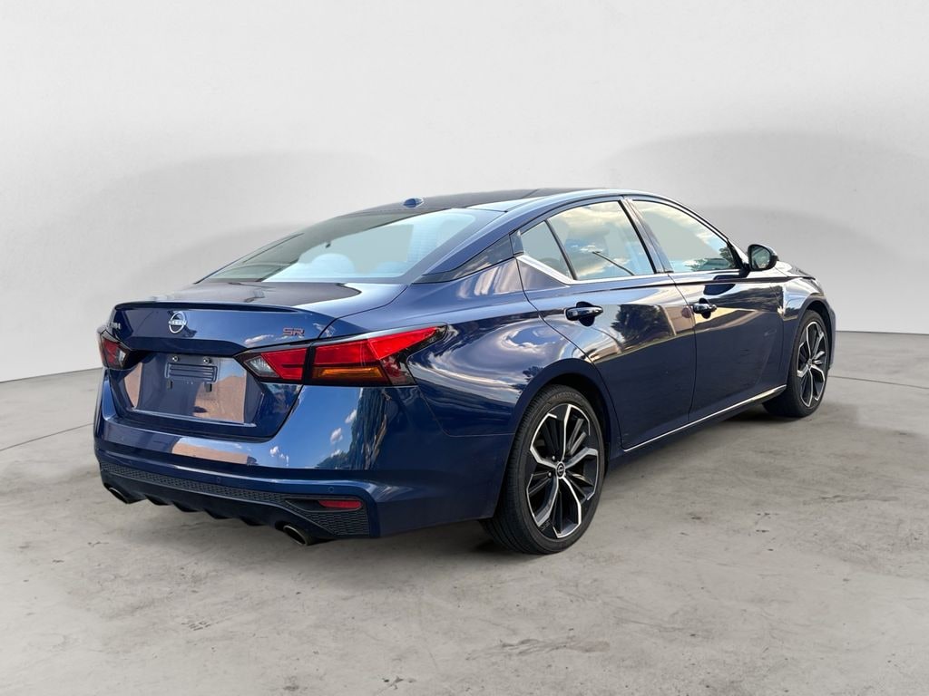 Used 2024 Nissan Altima 2.5 SR Sedan