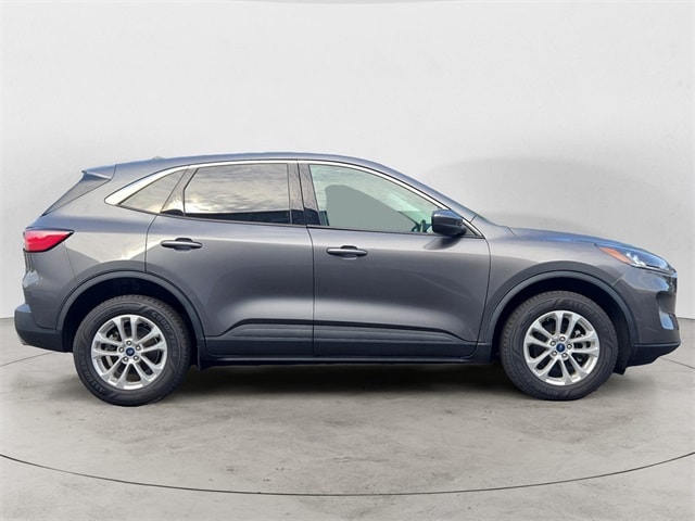 Used 2021 Ford Escape SE with VIN 1FMCU9BZ0MUB26712 for sale in Henrico, VA