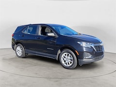2022 Chevrolet Equinox LS SUV