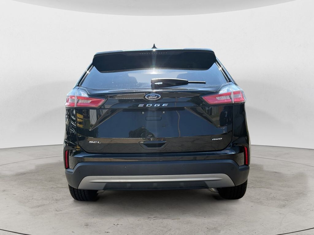 Used 2024 Ford Edge SEL SUV