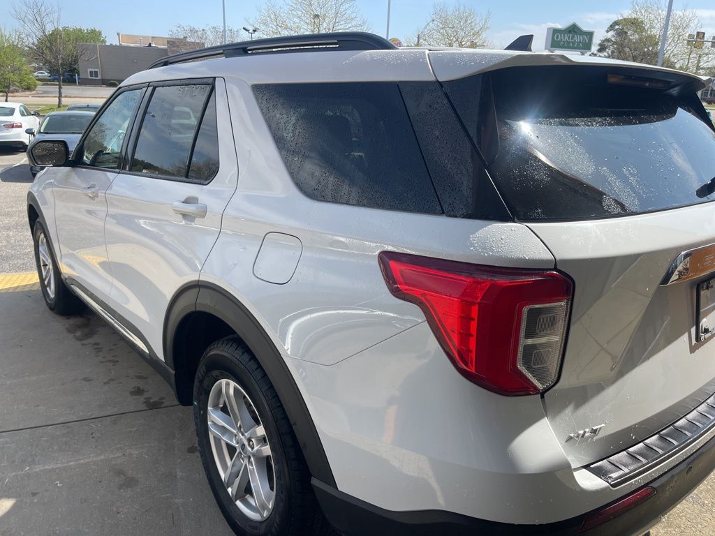 2023 Ford Explorer XLT - Photo 6