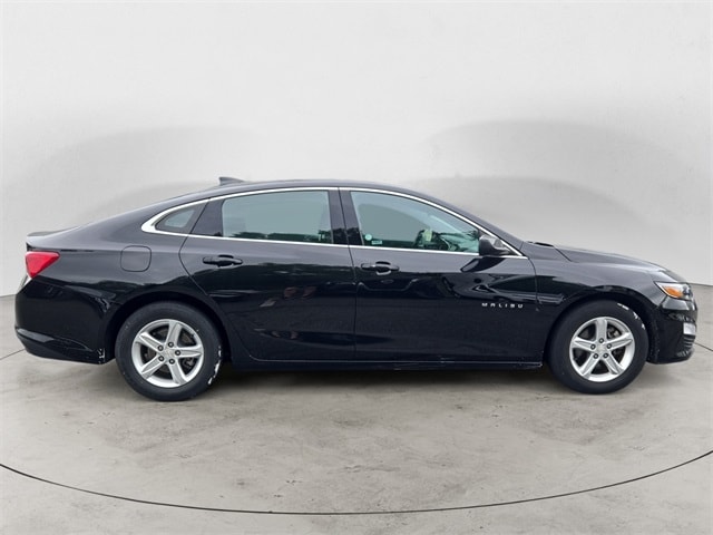 Used 2023 Chevrolet Malibu 1LT with VIN 1G1ZD5ST2PF202273 for sale in Henrico, VA