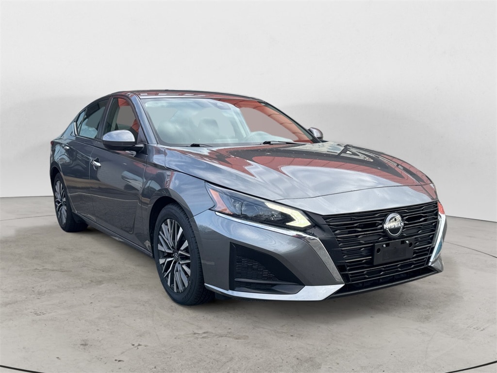 2023 Nissan Altima SV
