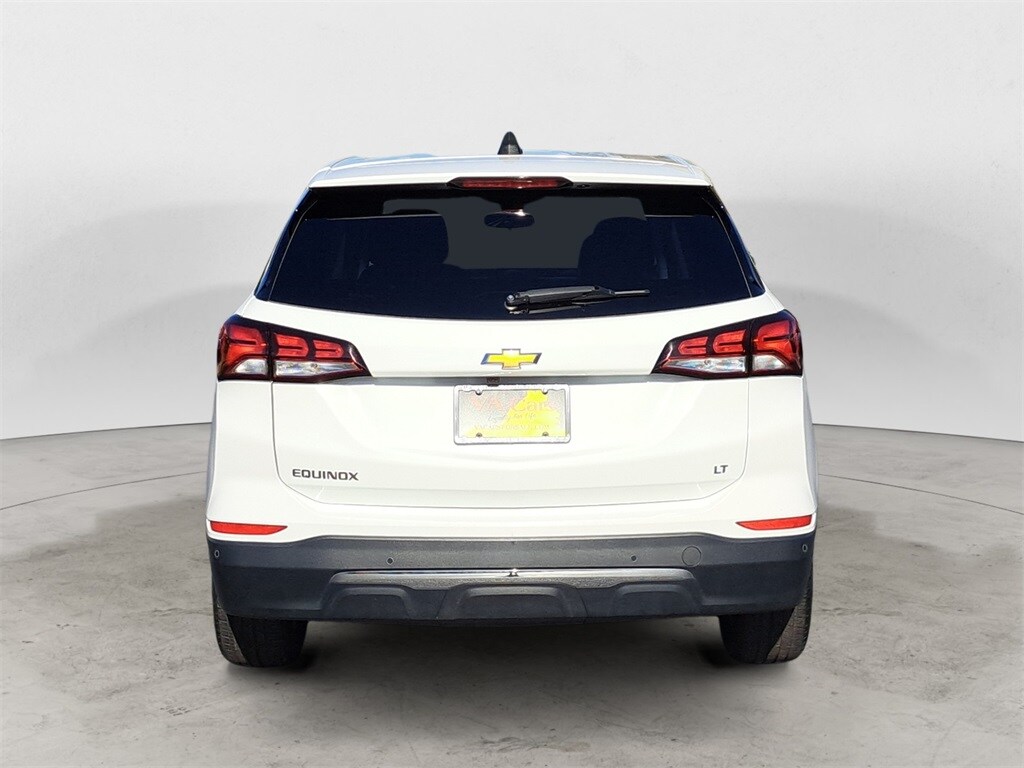 2024 Chevrolet Equinox LT photo 4