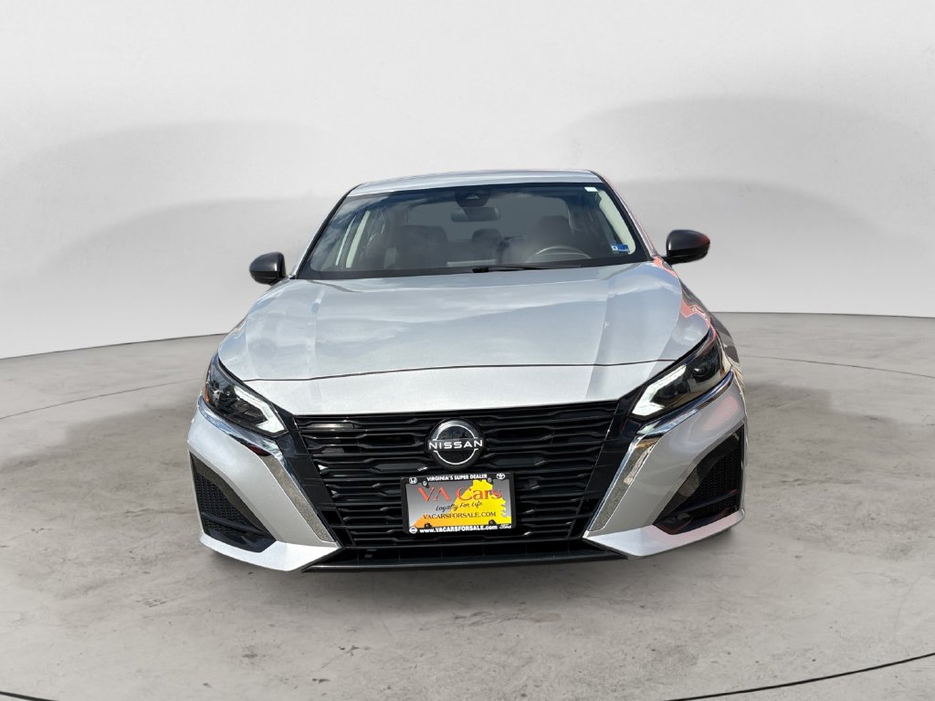 2024 Nissan Altima SV - Photo 8
