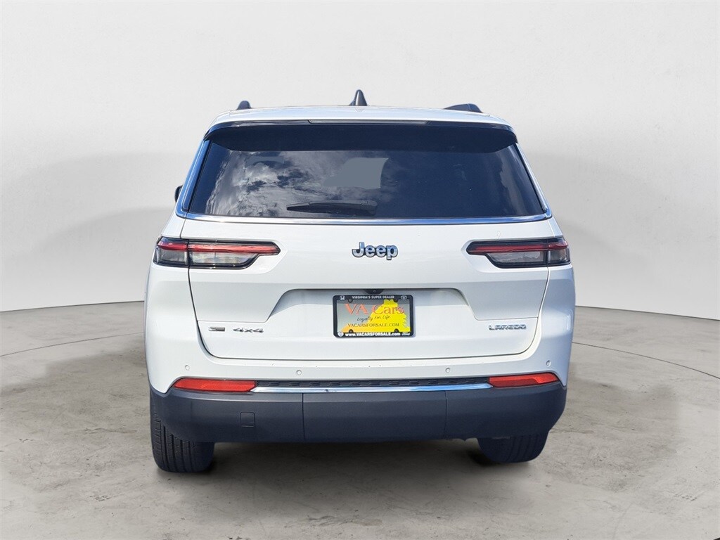 2023 Jeep Grand Cherokee Laredo photo 4