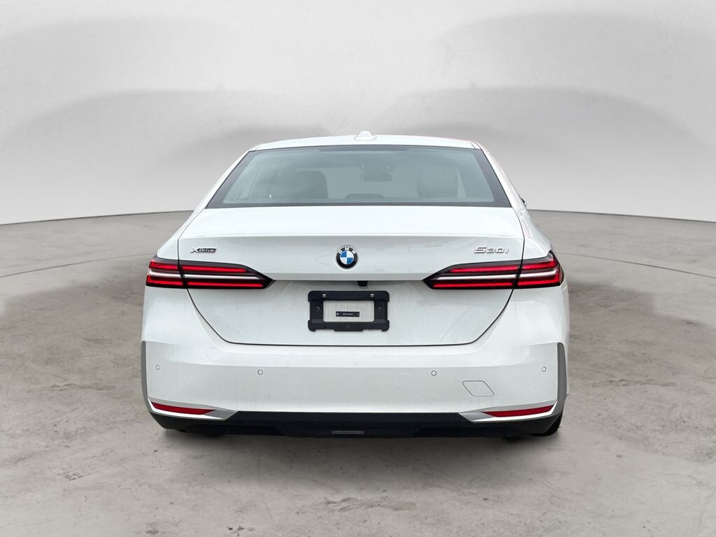 Used 2026 BMW 5 Series 530i xDrive Sedan