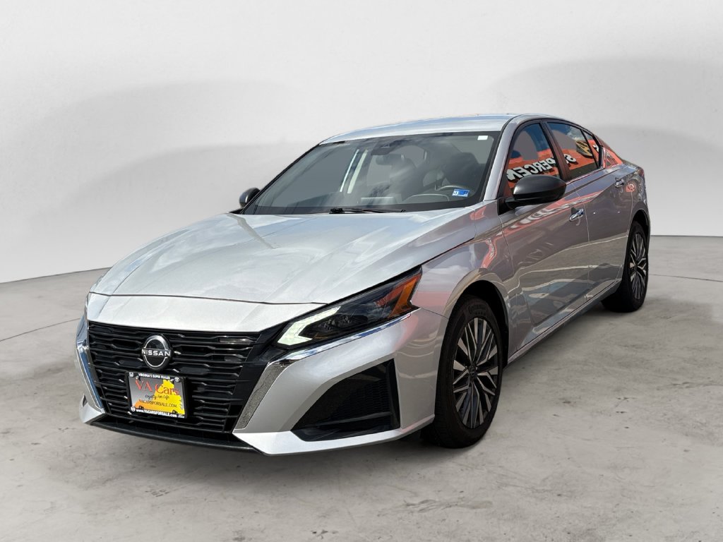 2024 Nissan Altima SV - Photo 7