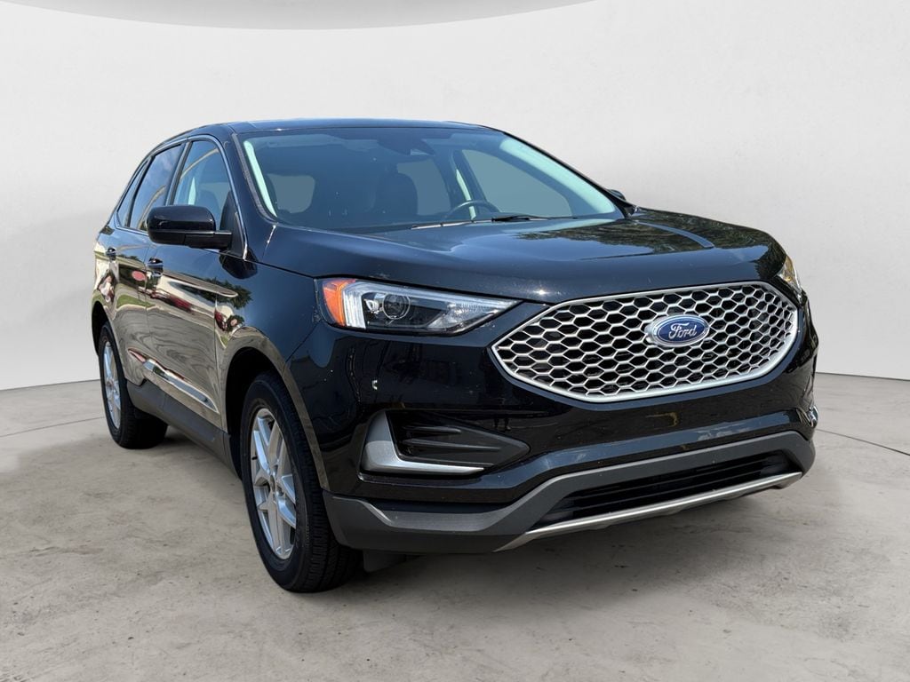 Used 2024 Ford Edge SEL SUV