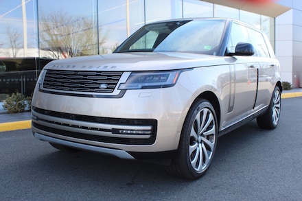 2025 Land Rover Range Rover SE SUV