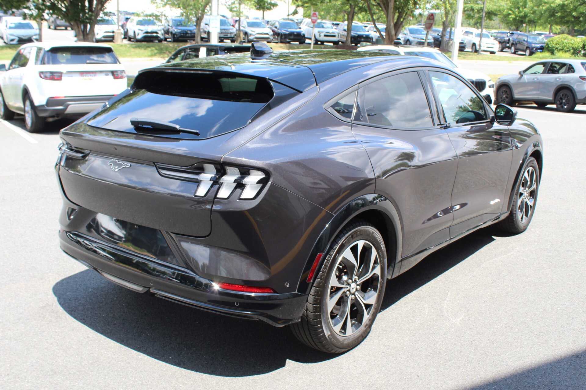 Used 2022 Ford Mustang Mach-E Premium AWD with VIN 3FMTK3SS2NMA24808 for sale in Chantilly, VA