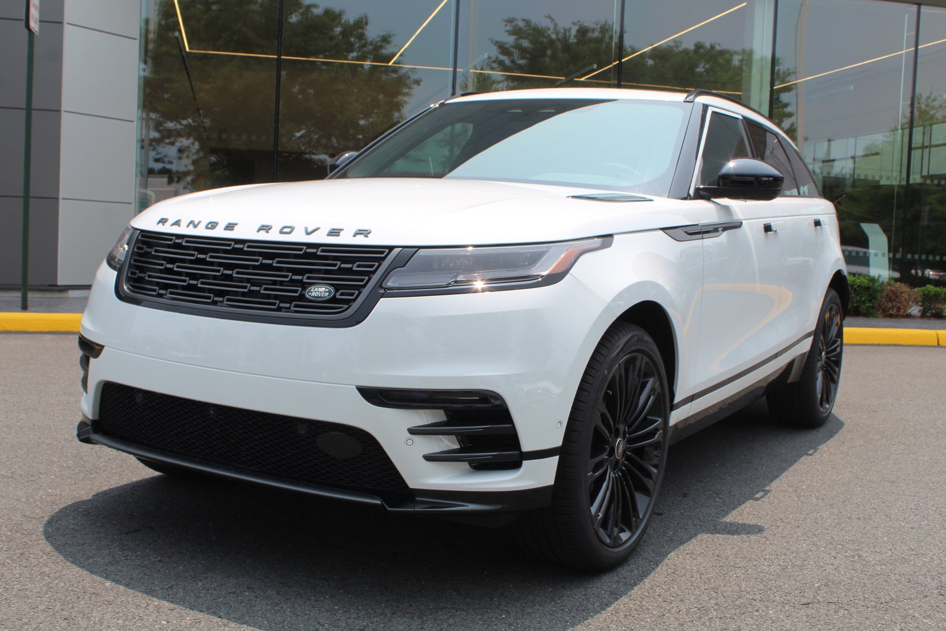 2026 Land Rover Range Rover Velar