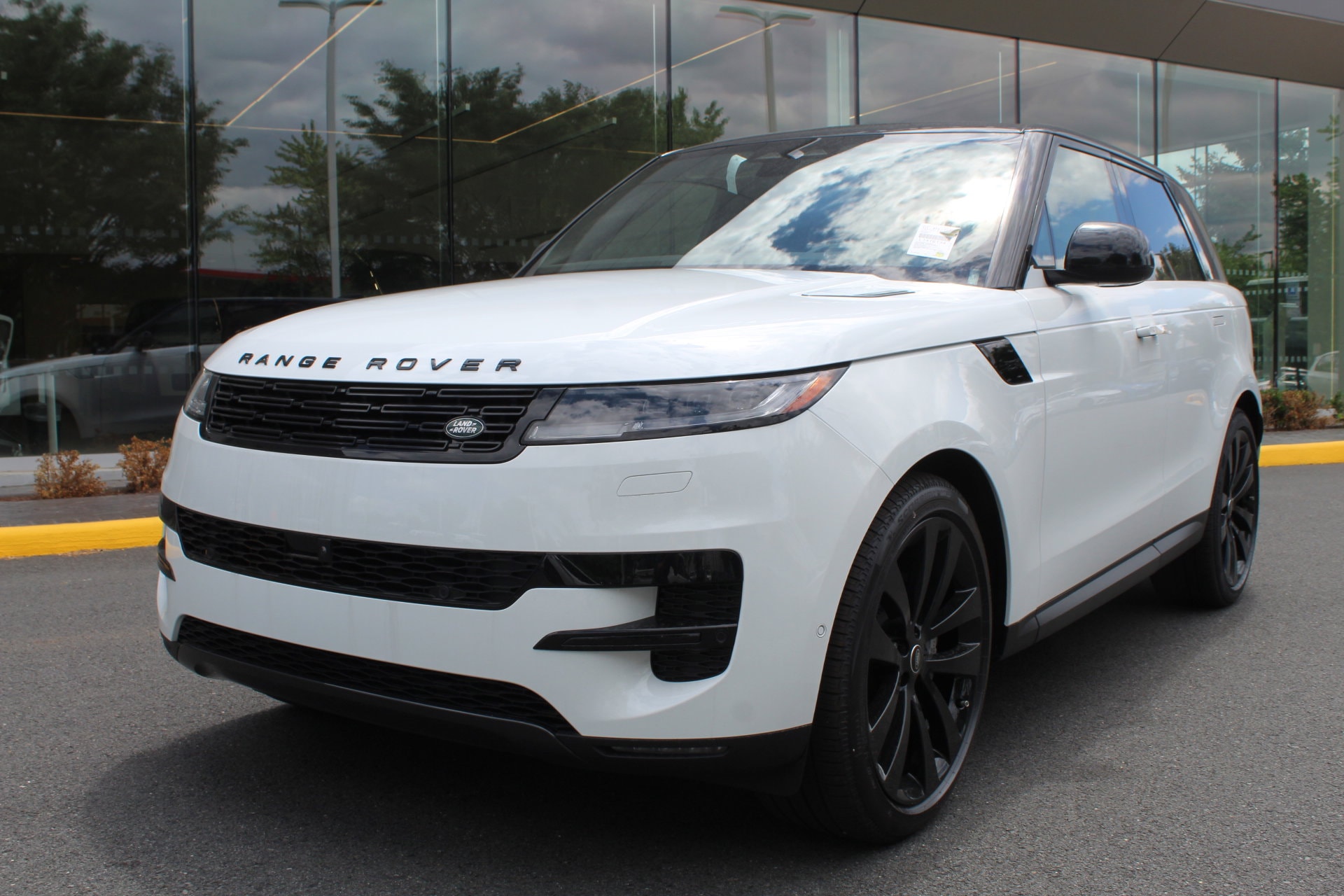 2025 Land Rover Range Rover Sport