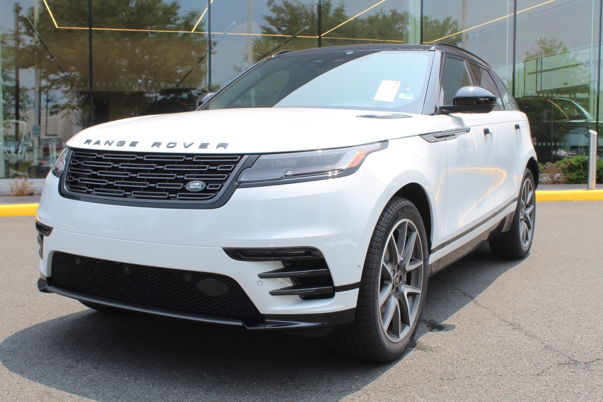 2026 Land Rover Range Rover Velar