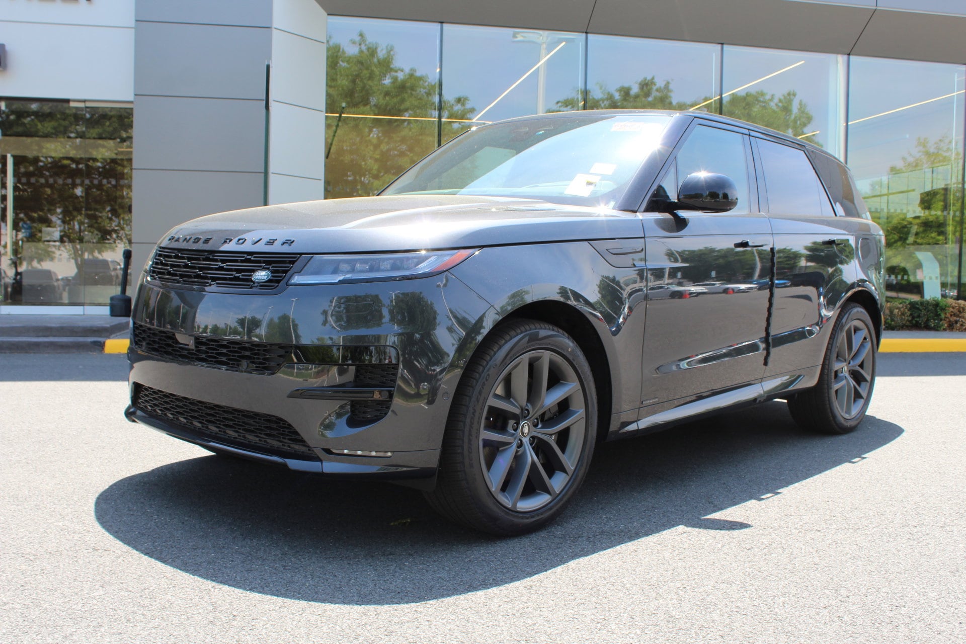 2025 Land Rover Range Rover Sport