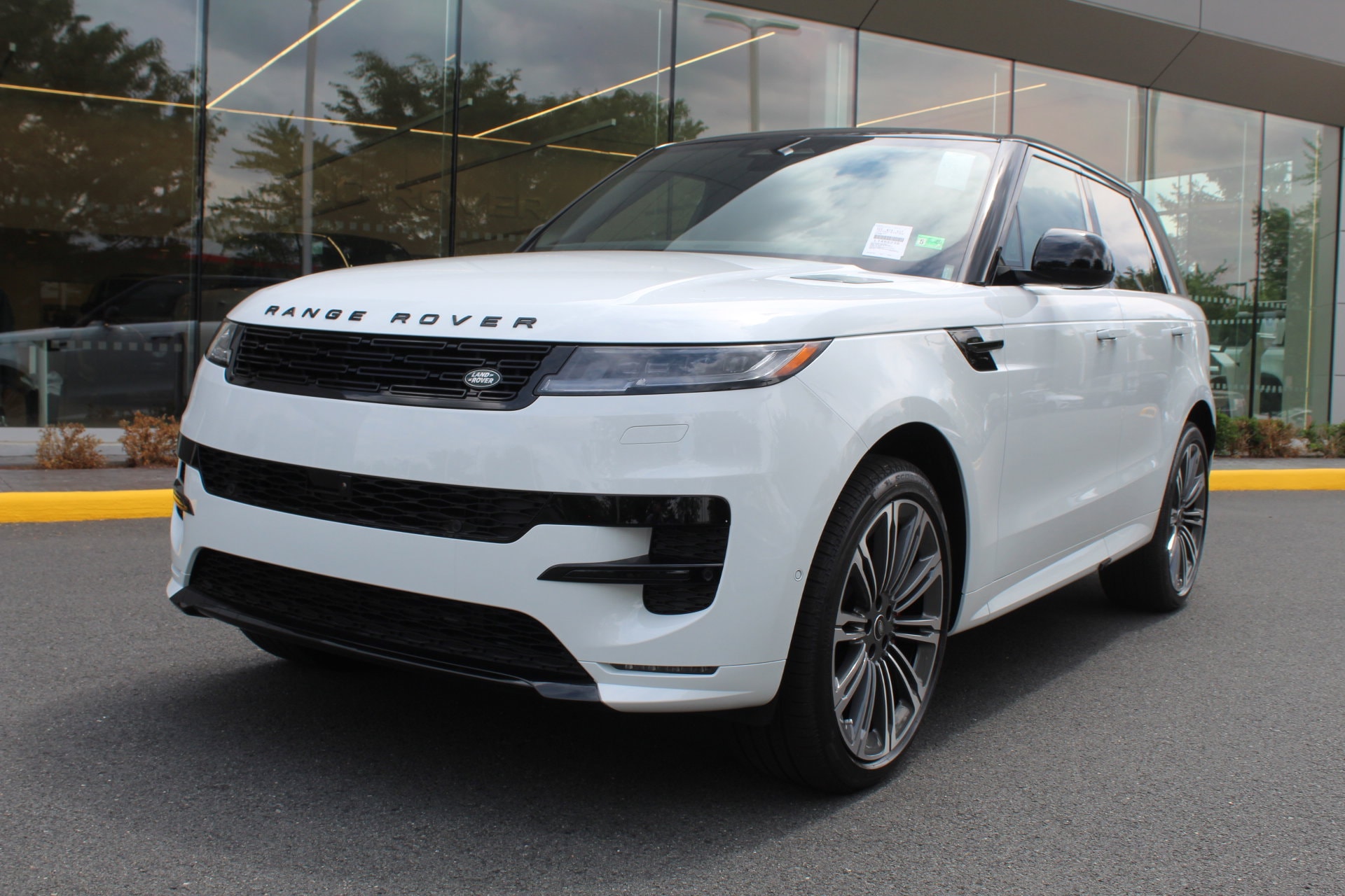 2025 Land Rover Range Rover Sport