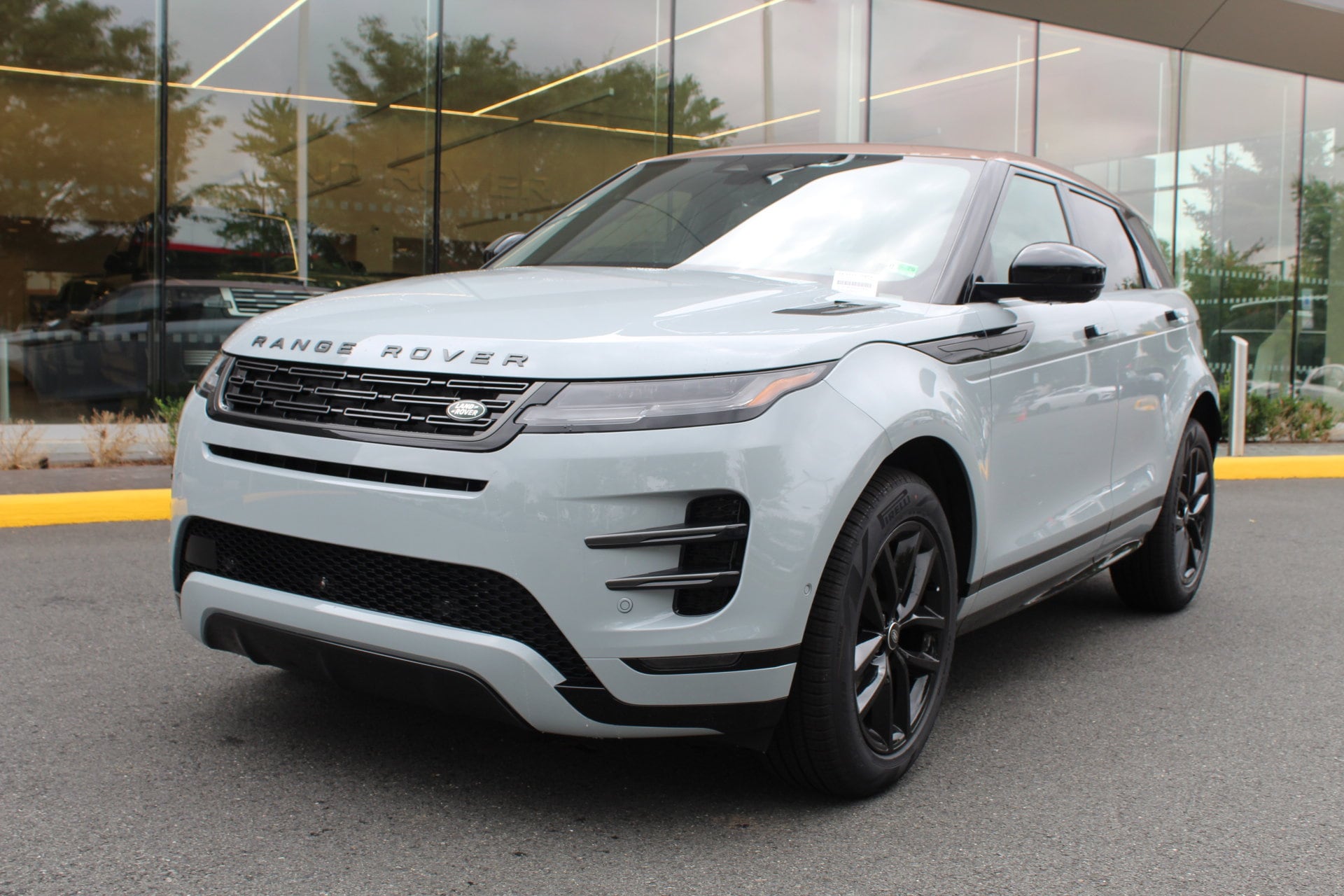 2026 Land Rover Range Rover Evoque SUV 