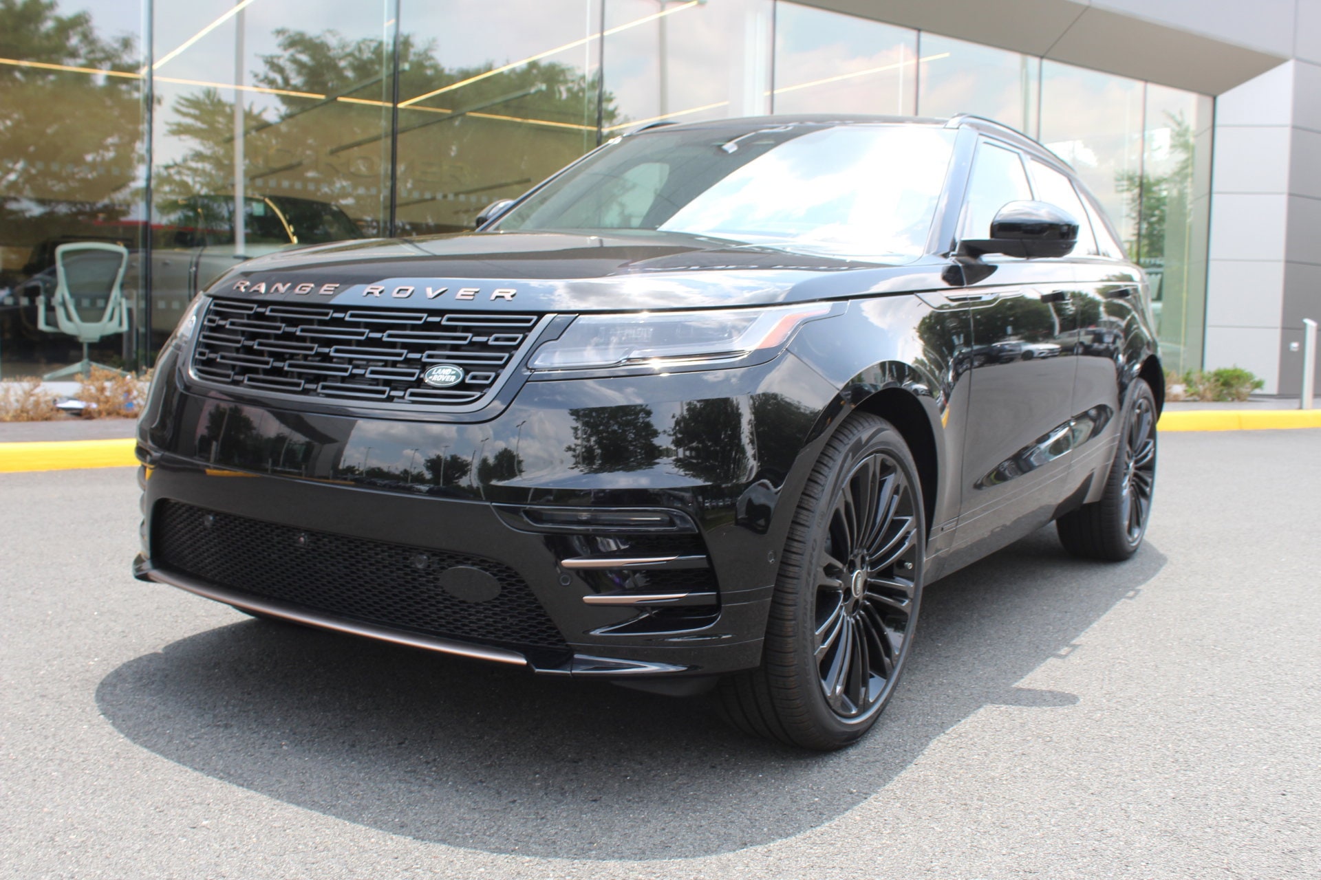 2026 Land Rover Range Rover Velar