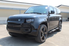 2025 Land Rover Defender 130 X-Dynamic SE SUV