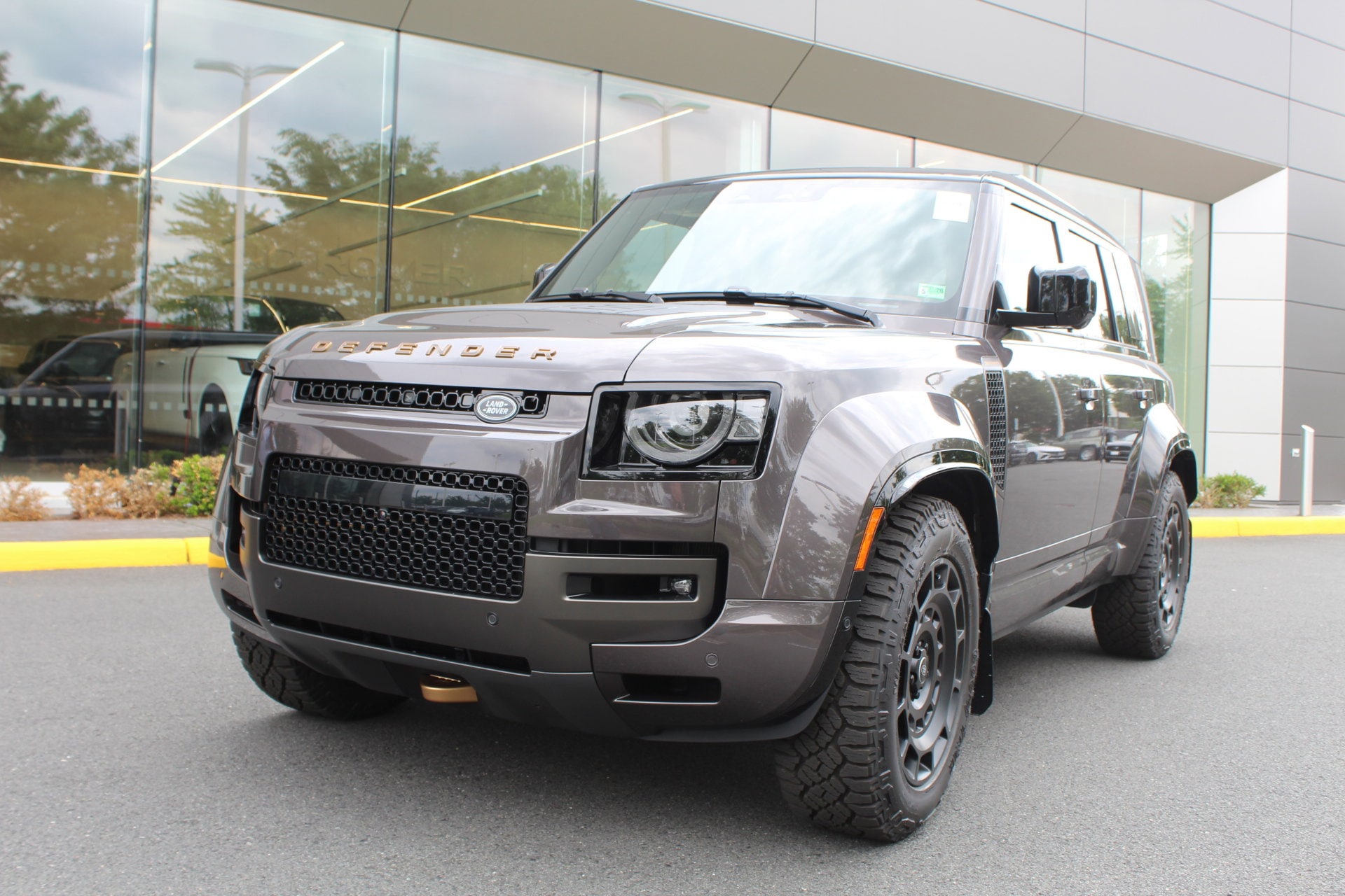 2025 Land Rover Defender