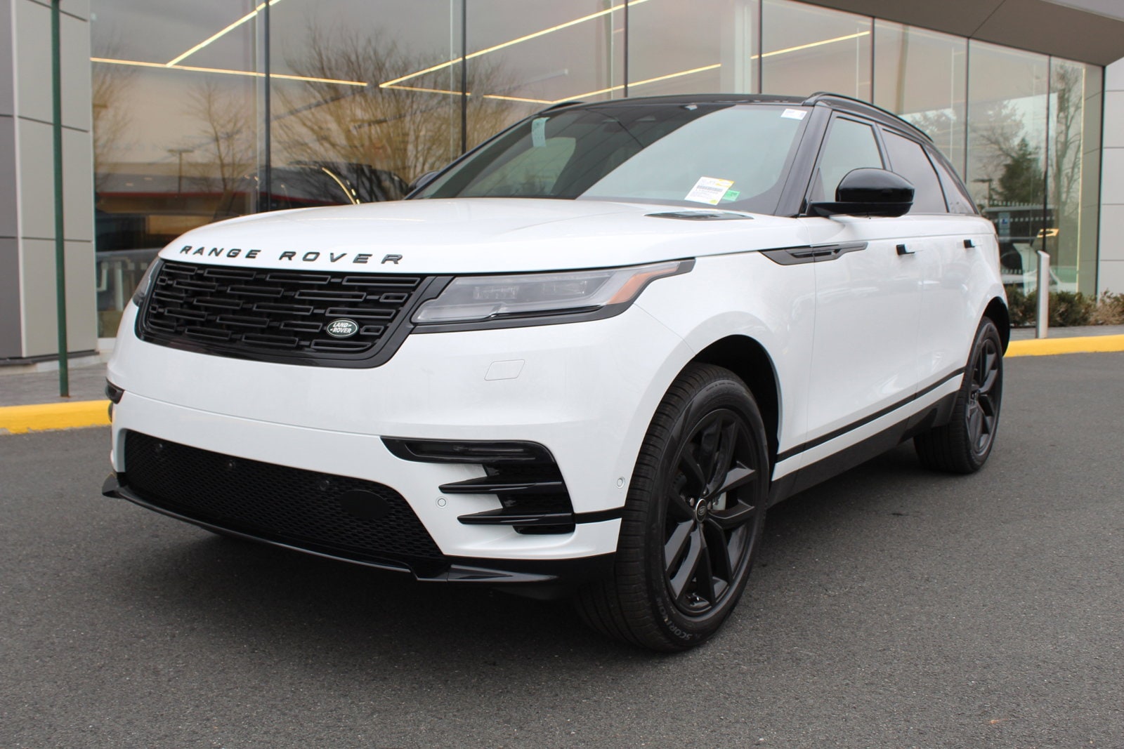 2025 Land Rover Range Rover Velar