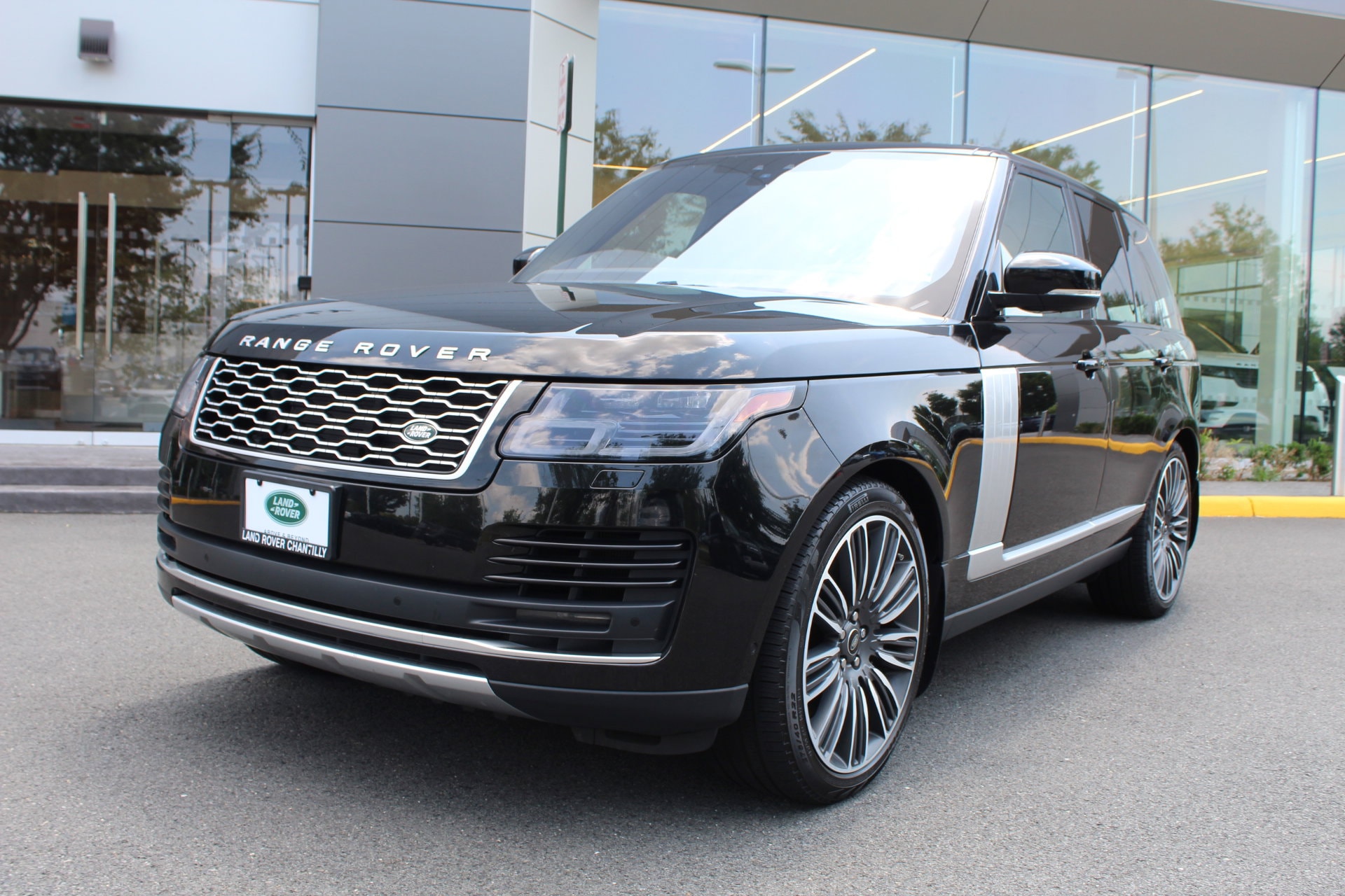 2022 Land Rover Range Rover SUV 