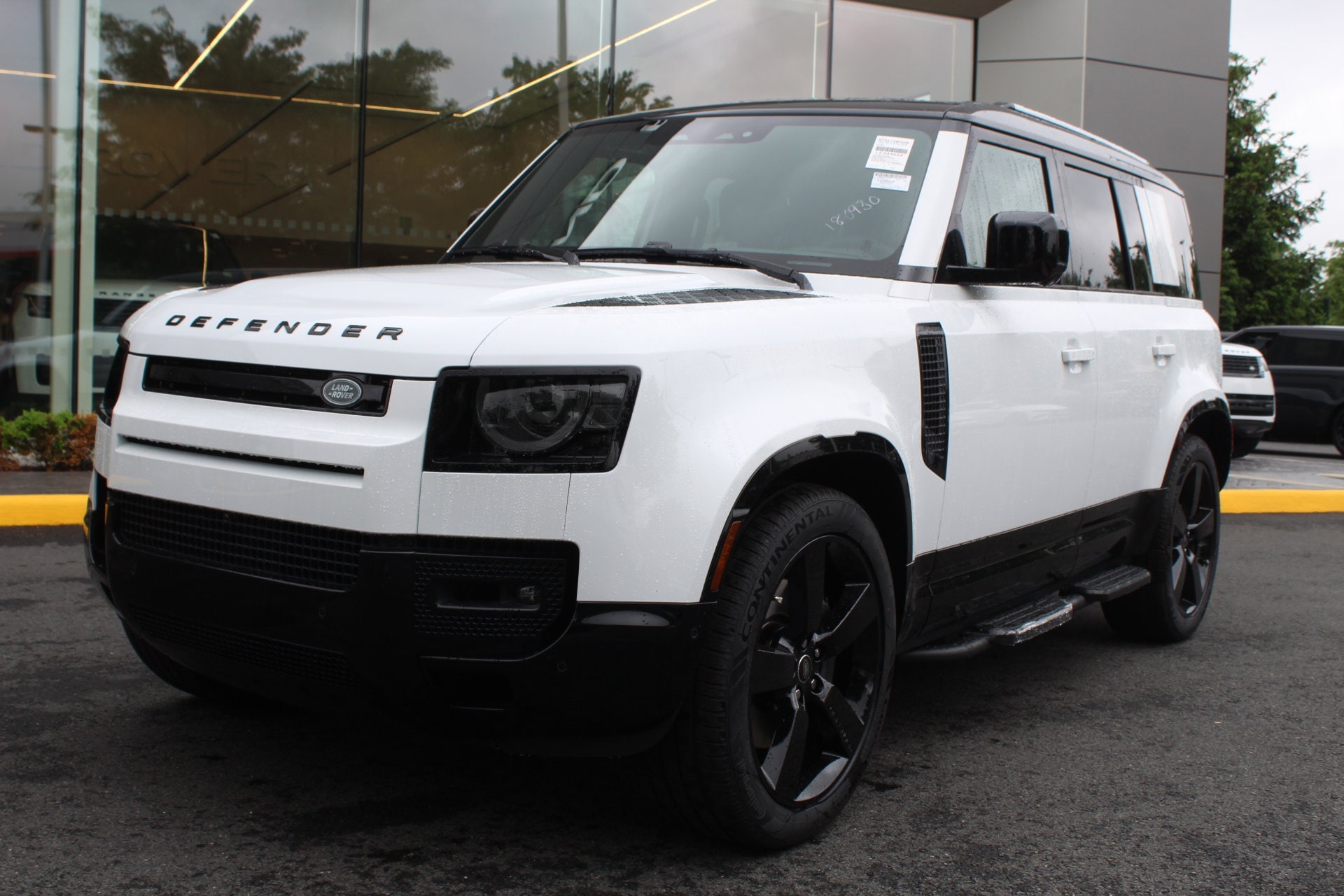 2025 Land Rover Defender