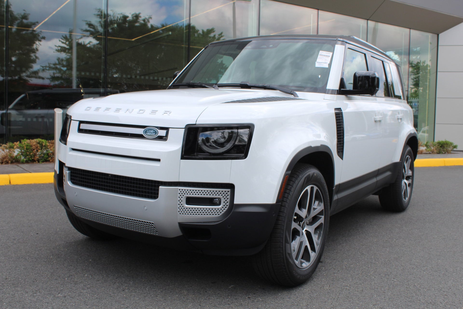 2025 Land Rover Defender