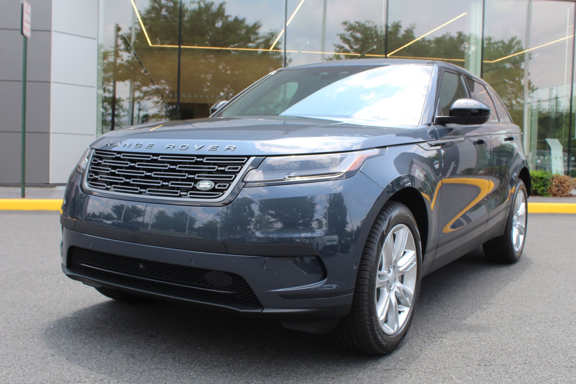 2026 Land Rover Range Rover Velar