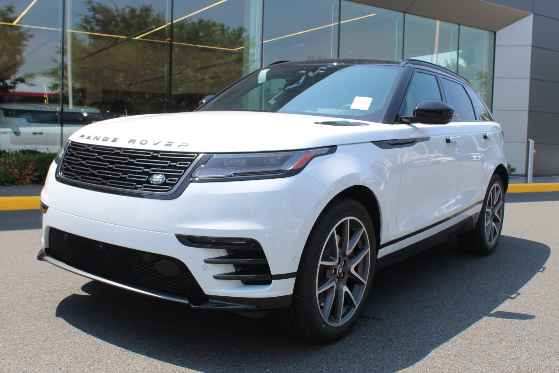 2026 Land Rover Range Rover Velar