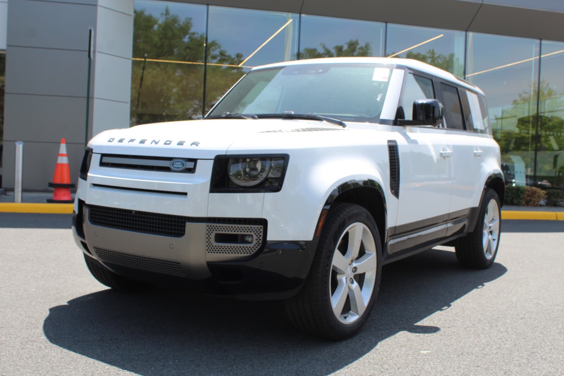 2025 Land Rover Defender