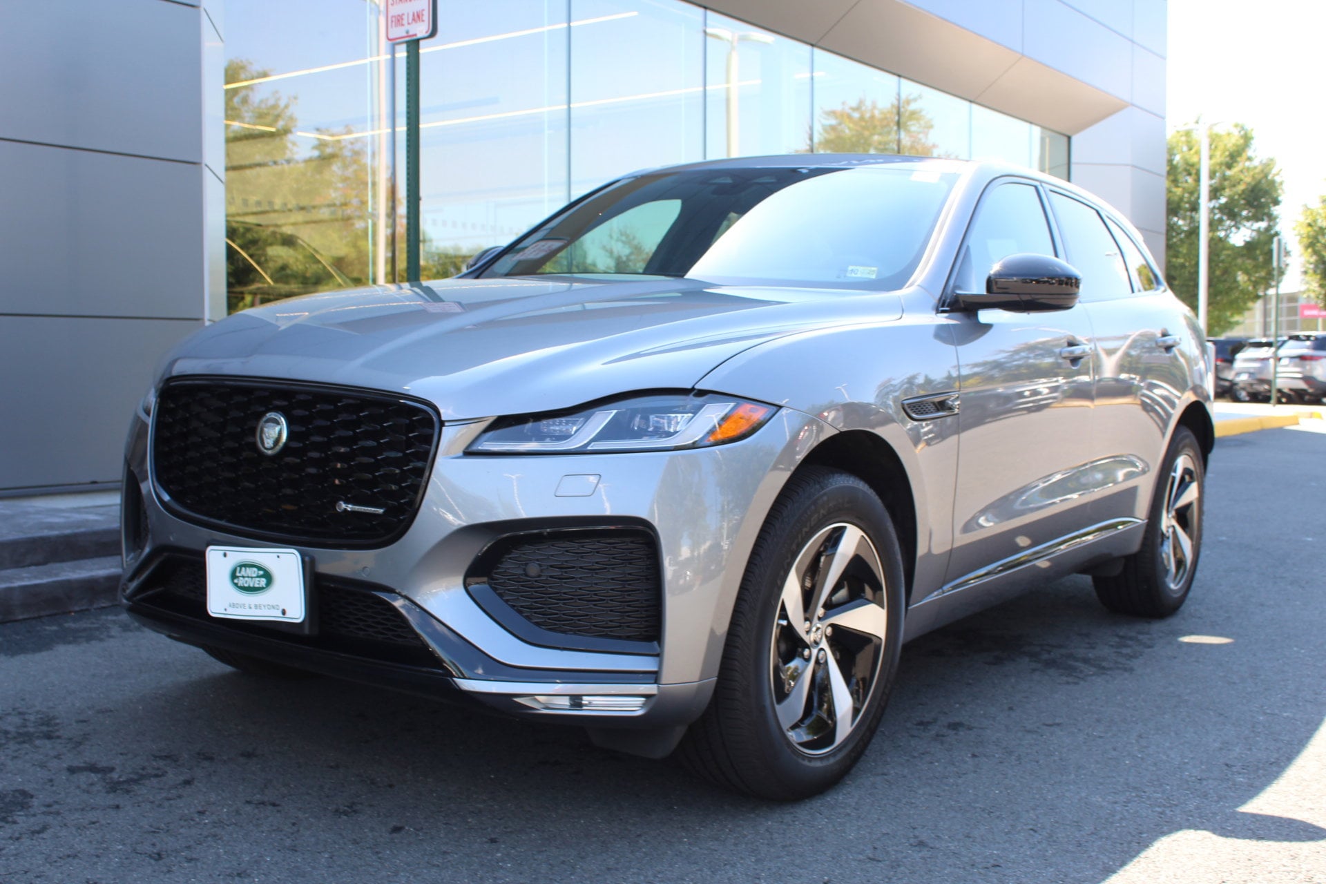 2025 Jaguar F-PACE R-Dynamic S