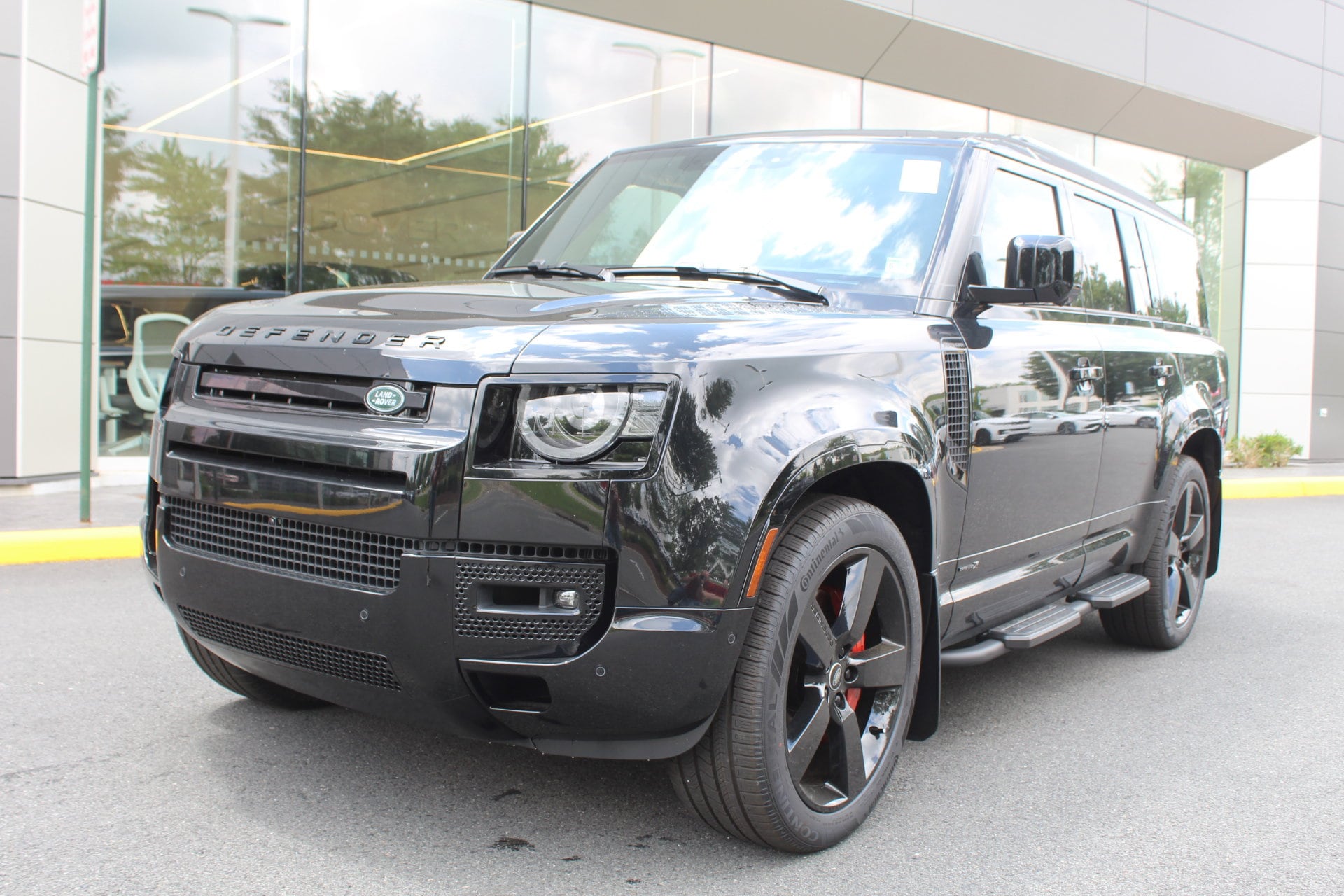 2025 Land Rover Defender