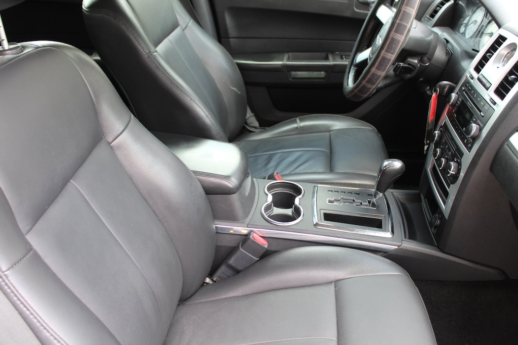 Used 2010 Chrysler 300 Touring/Signature Series/Executive Series Sedan