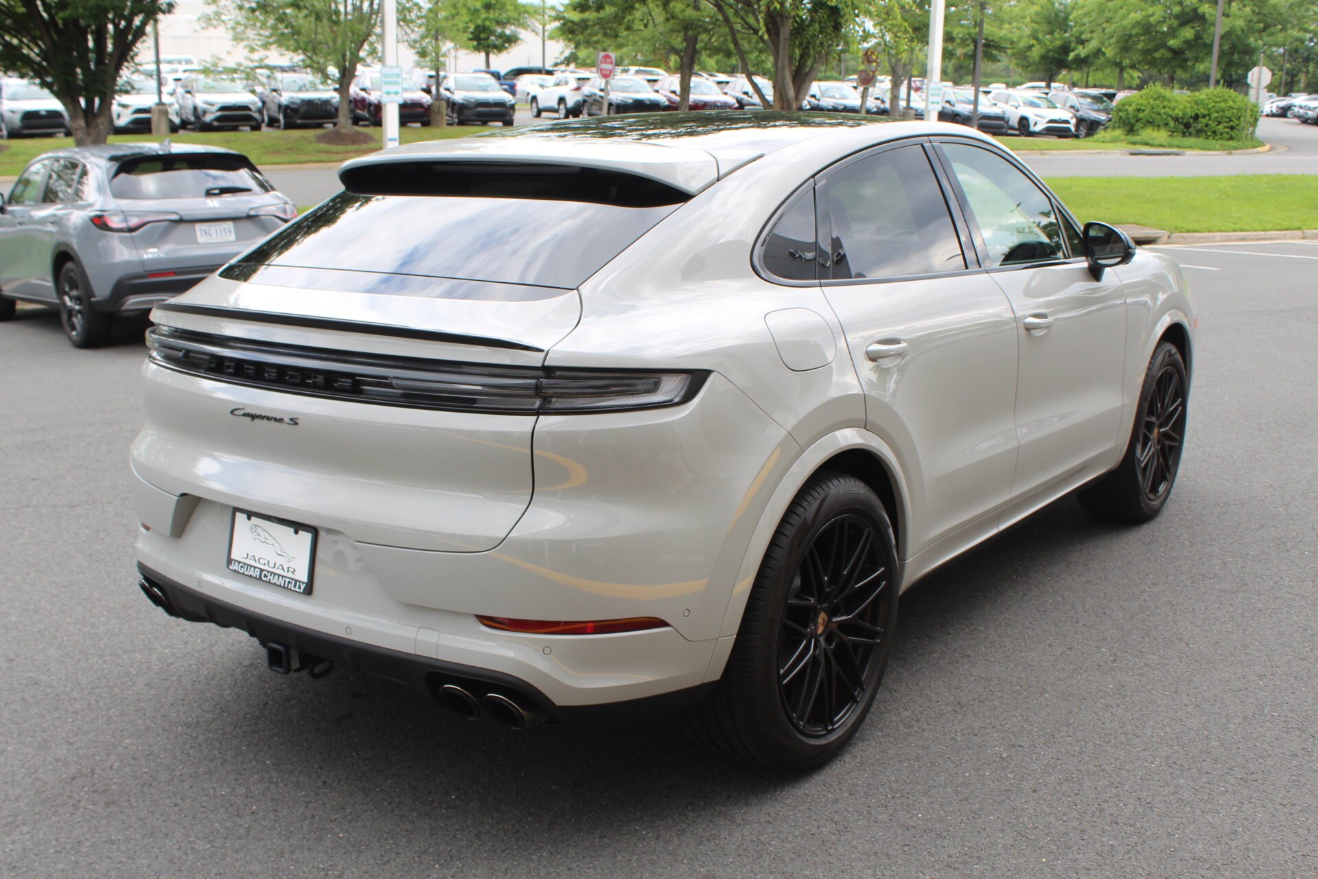 2025 Porsche Cayenne Coupe S photo 2