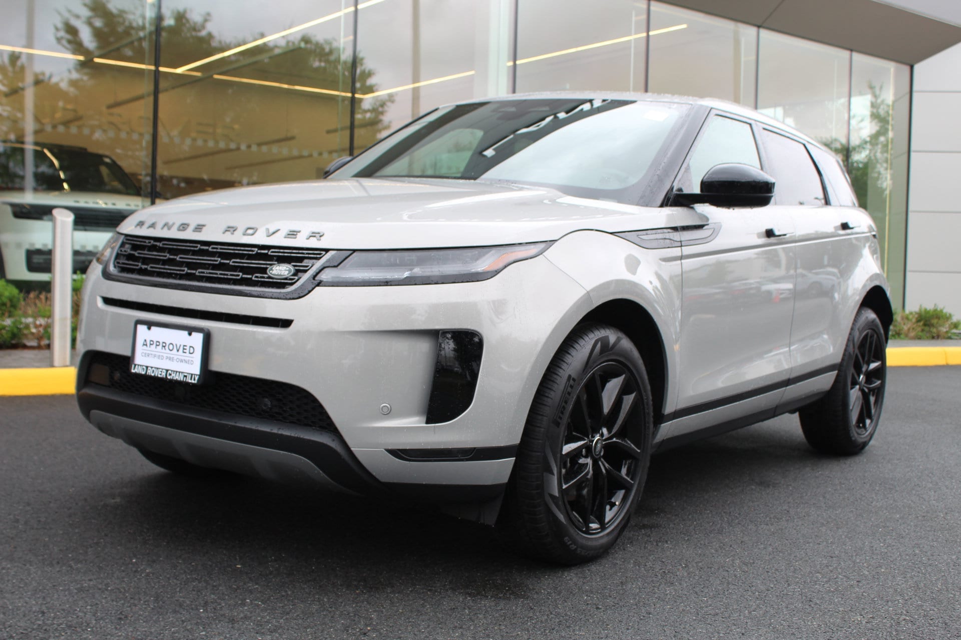 2025 Land Rover Range Rover Evoque SUV 