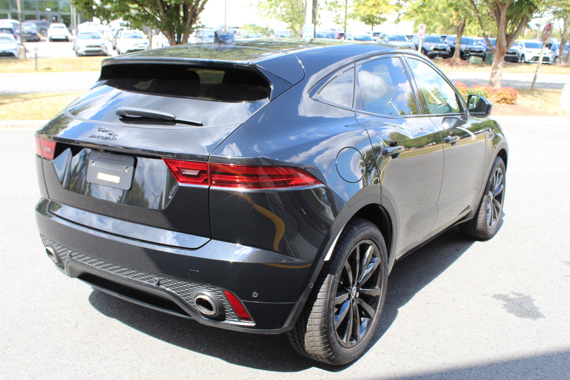 2024 Jaguar E-Pace R-DYNAMIC SE