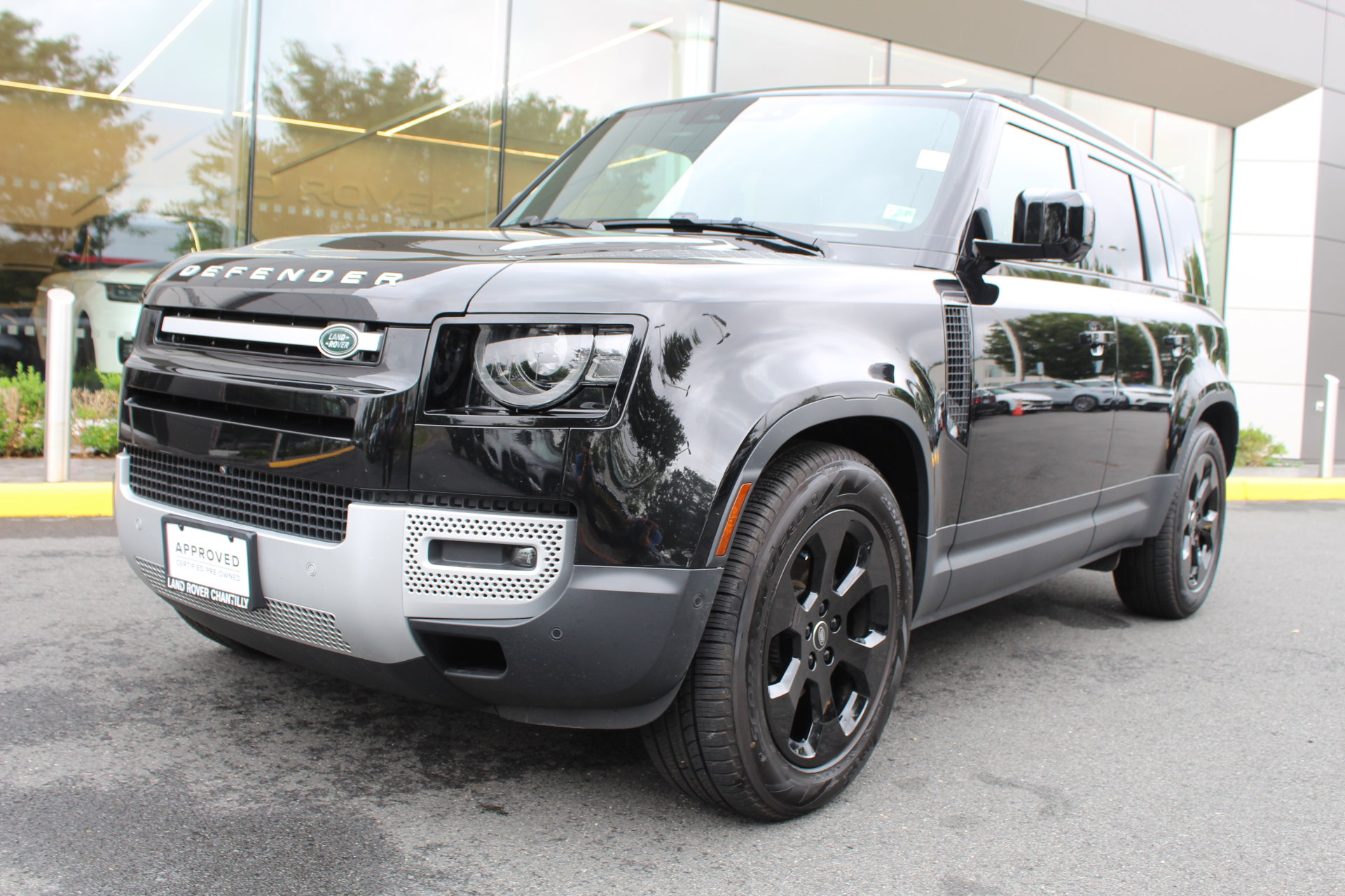 2025 Land Rover Defender