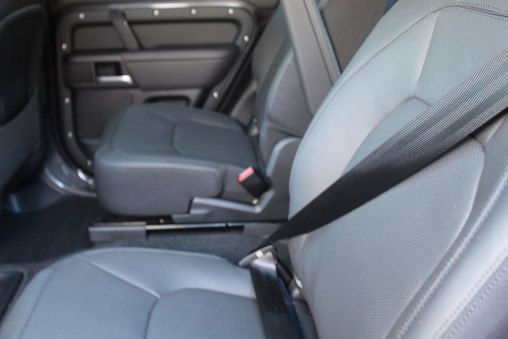 New 2025 Land Rover Defender 130 400PS X SUV