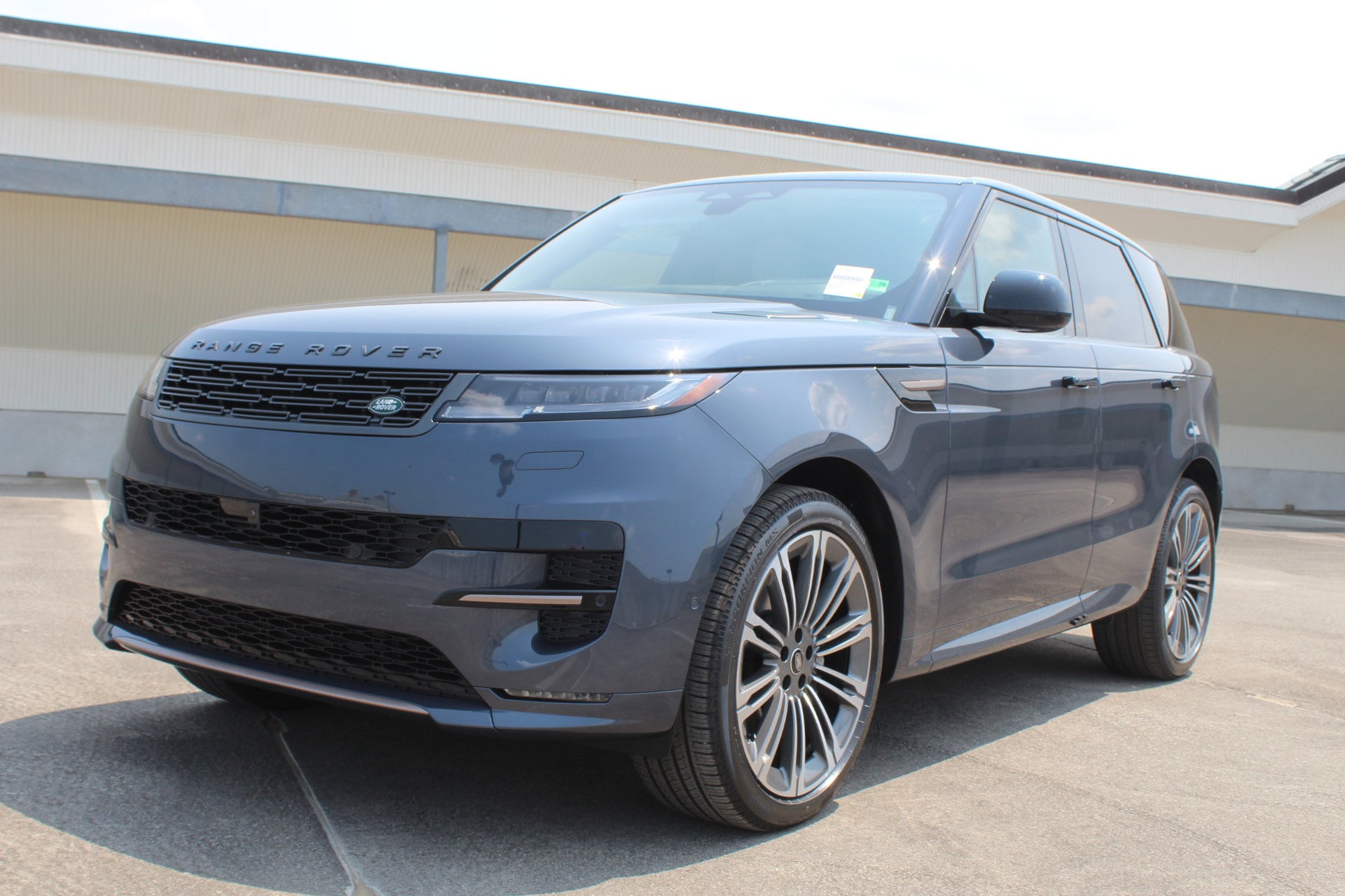 2025 Land Rover Range Rover Sport