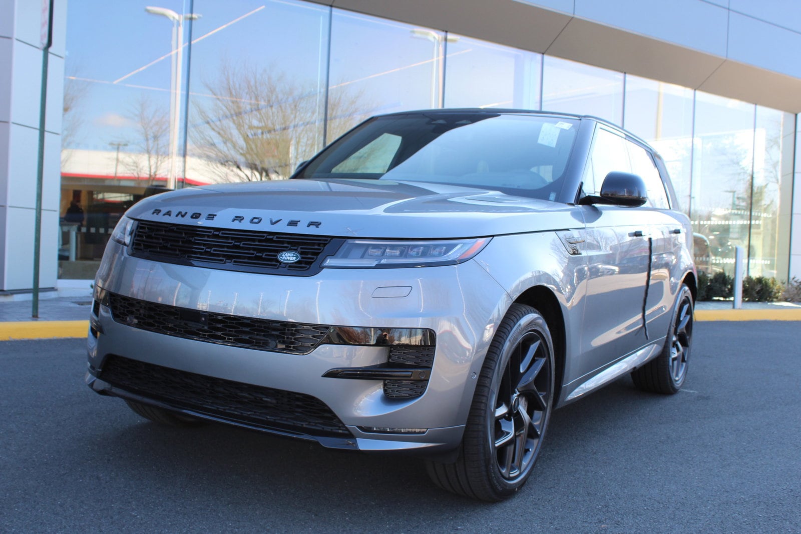 2025 Land Rover Range Rover Sport