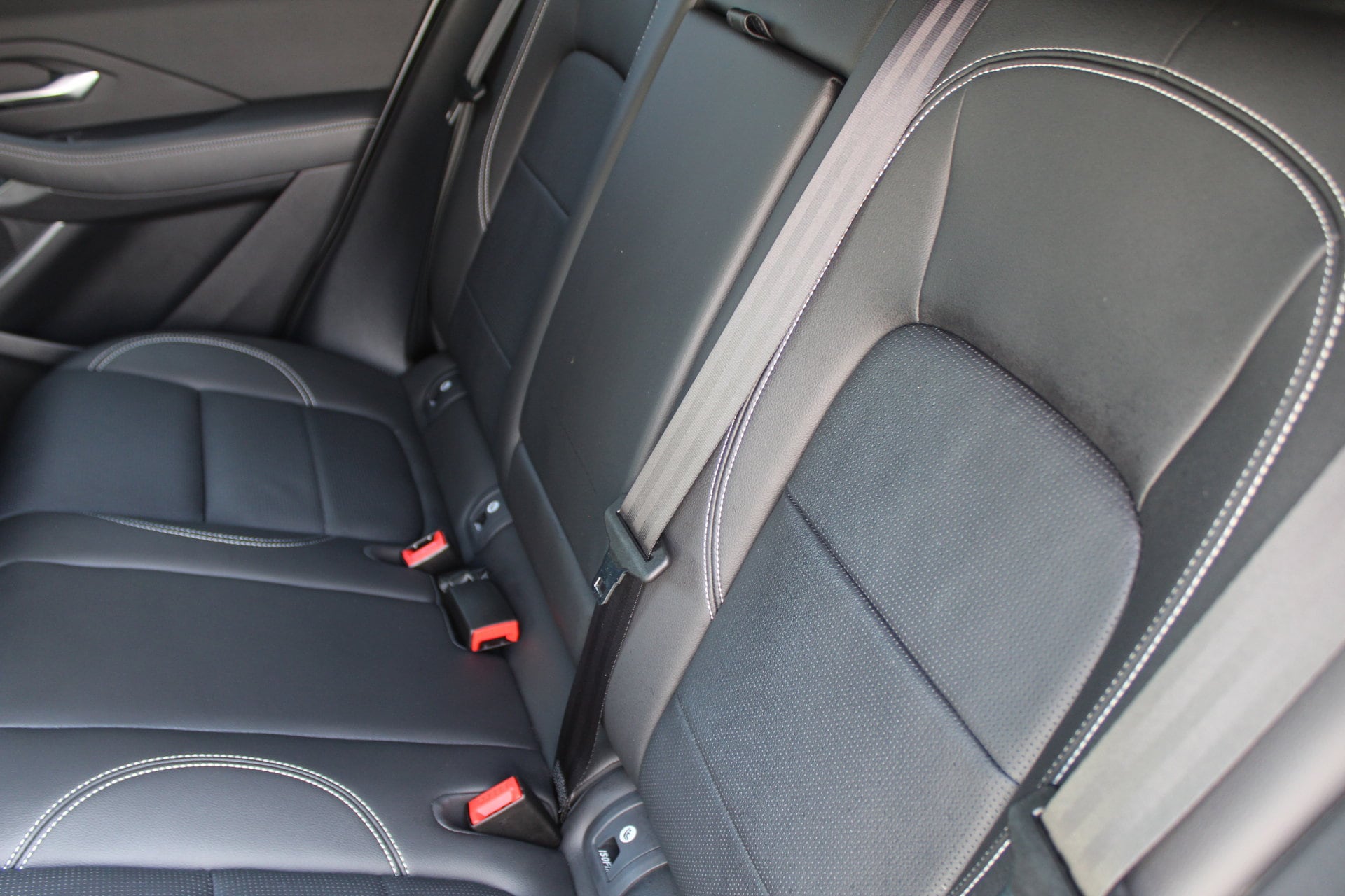 2024 Jaguar E-Pace R-DYNAMIC SE