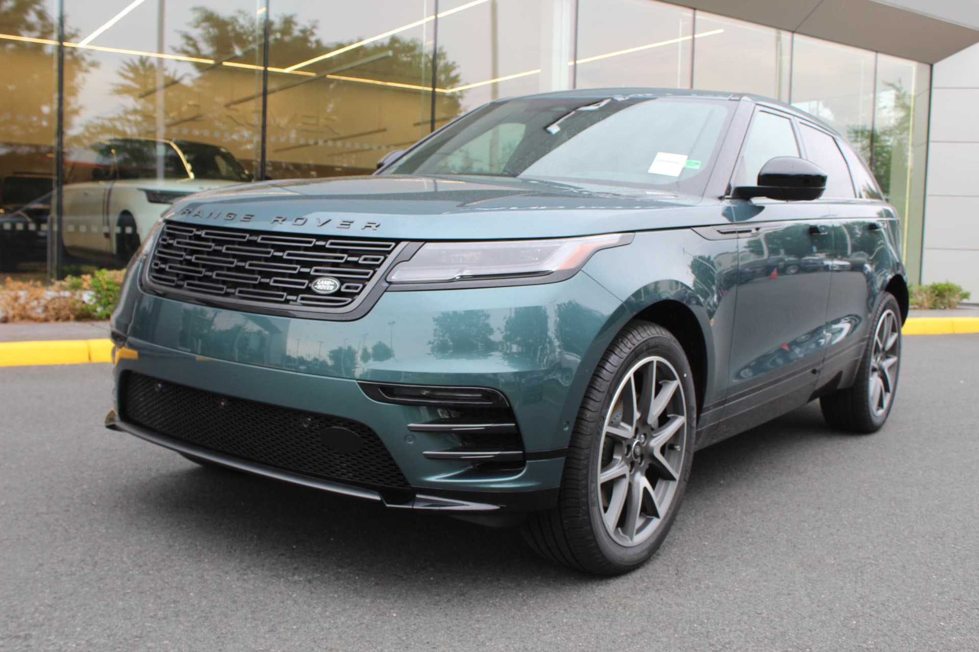 2026 Land Rover Range Rover Velar
