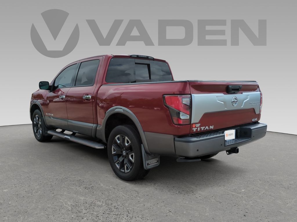 2021 Nissan Titan Crew Cab Platinum Reserve photo 3