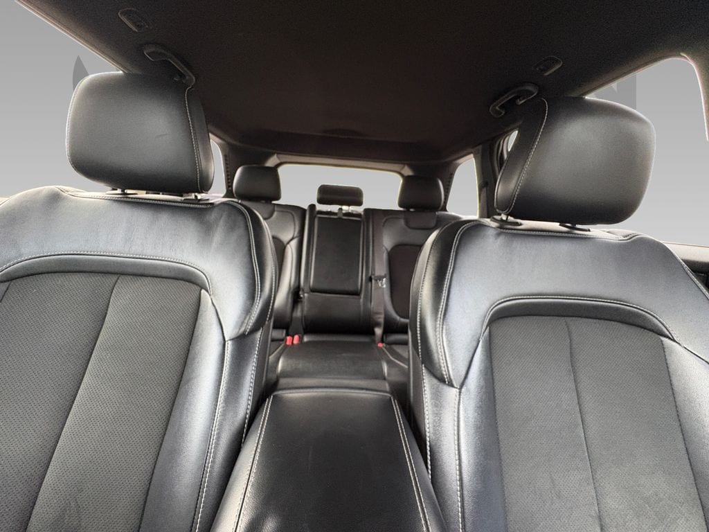 Used 2023 Jeep Grand Cherokee Altitude Sport Utility