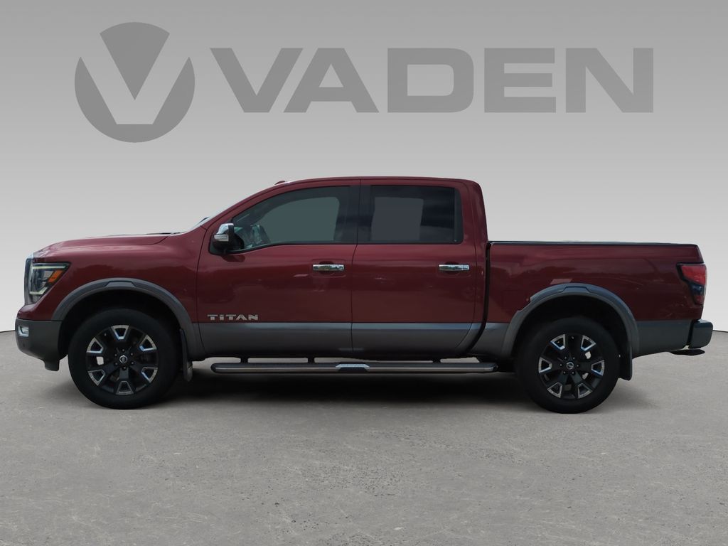 2021 Nissan Titan Crew Cab Platinum Reserve photo 4