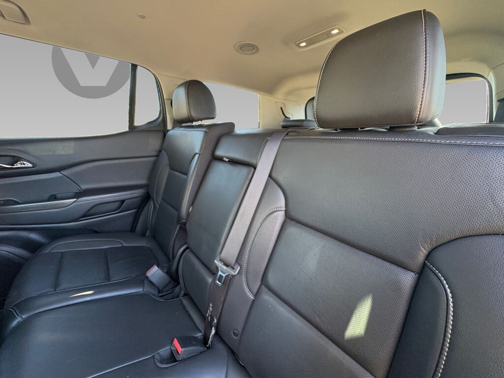 Used 2023 GMC Acadia SLT Sport Utility