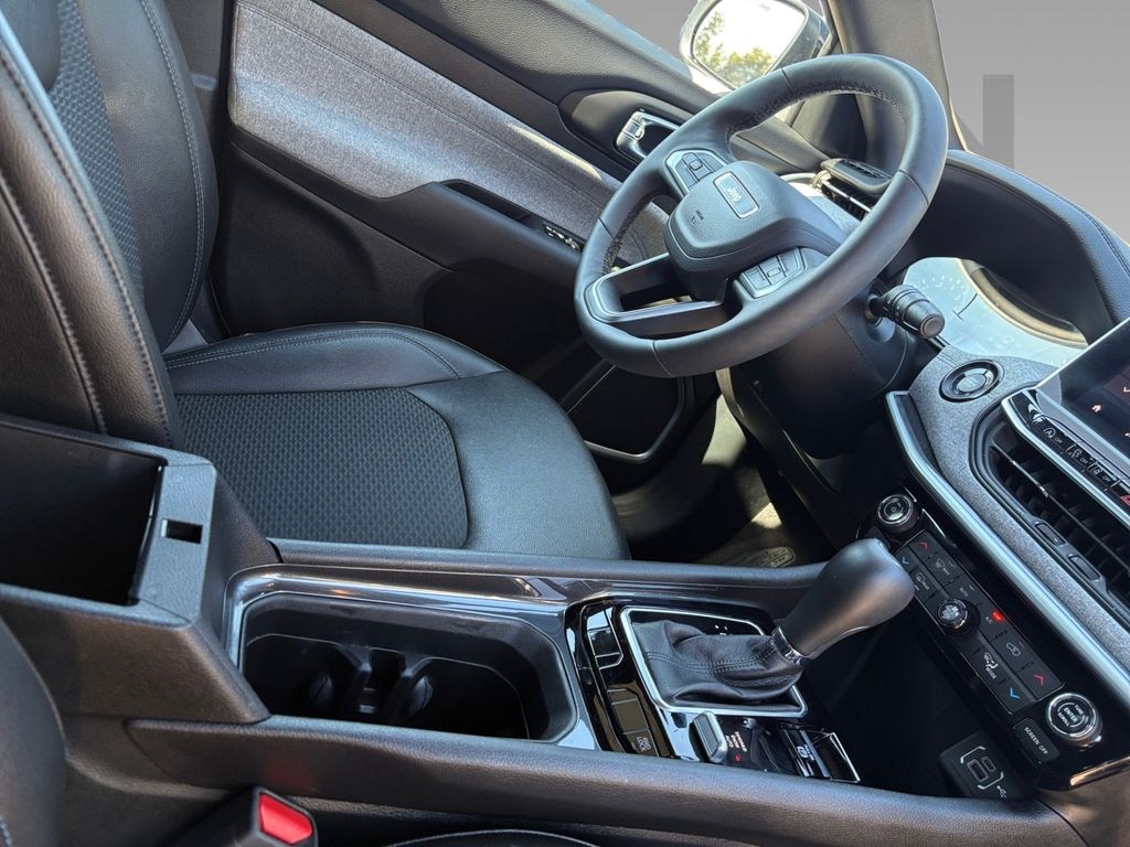 Used 2024 Jeep Compass Latitude Sport Utility